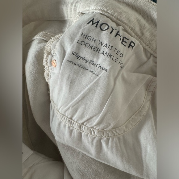 MOTHER High Waisted Looker Ankle Fray skinny jean in colour “Whipping the Cream” - Picture 3 of 7